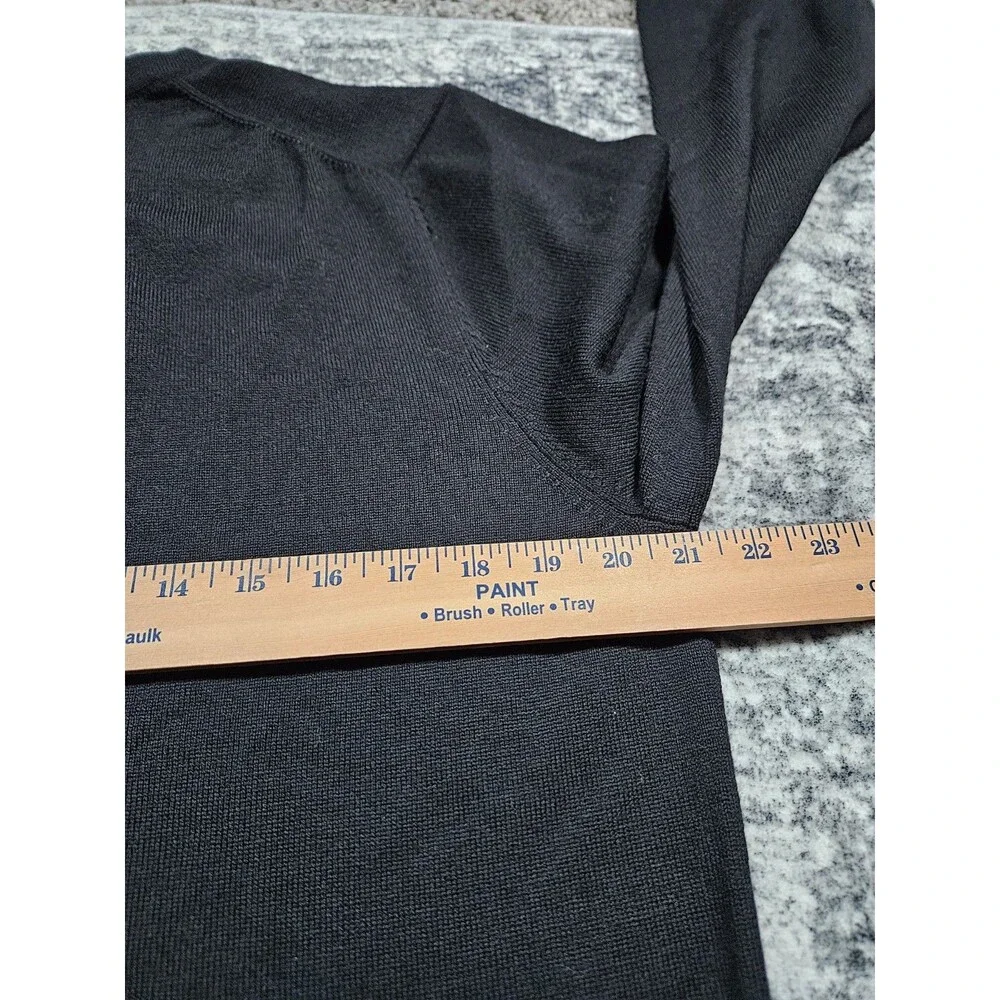 Brooks Brothers Sweater Mens Large Black Extra Fine Merino Wool V Neck Pullover